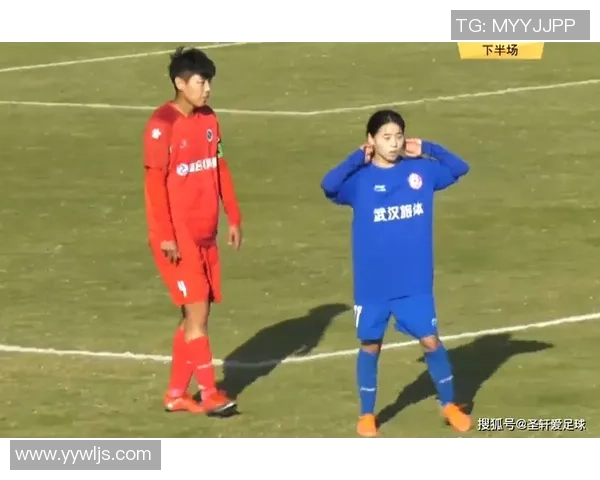 香港足球明星队精彩点球赛展现球技与团队精神的巅峰对决